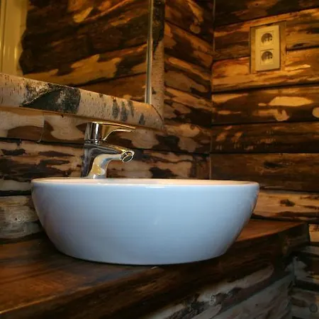 Le Perchoir Bed & Breakfast Libin